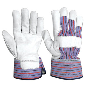 Guantes Profesionales de Trabajo Pesado para Aparejadores, de Cuero Granulado Reforzado de 8 milésimas de Pulgada con Grosor de 6 milésimas de Pulgada para Trabajos de Aparejado - Product Image 1