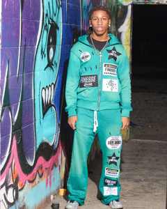 Oem Streetwear personnalisé survêtement brodé ensemble deux pièces sweat à capuche et short en strass délavés au soleil ensemble survêtement court pour femmes - Product Image 3