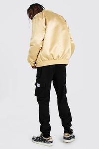 Blouson en satin brodé sur mesure pour hommes nouveau style de blouson d'aviateur et d'université en satin de couleur rouge pour hommes pour l'hiver - Product Image 3