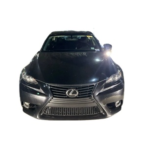 Lexus IS 200t Turbo Premium AWD d'occasion propre de 2016 - Product Image 1