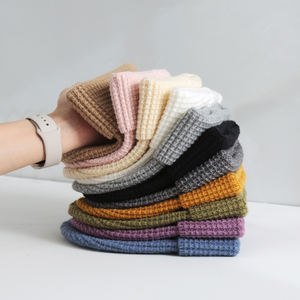 Bonnet en tricot gaufré personnalisé pour l'hiver 2026, motif crâne, broderie jacquard, chaud, pour le froid, unisexe, broderie 3D, tissu commun - Product Image 3