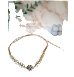 Pendentif mariage croix Europe tour de cou pierre de lune, tour de cou Labradorite, collier de perles pierre de lune - Product Image 1