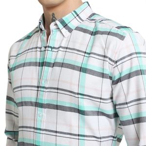 Camisa a cuadros de algodón 100% de moda para hombre, cómoda, transpirable, abotonada con un diseño de cuadros clásico, Perfecta para negocios - Product Image 5