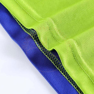 Uniforme de football fabriqué au Pakistan uniforme de football de sport en gros pour uniforme de football personnalisé de haute qualité - Product Image 4