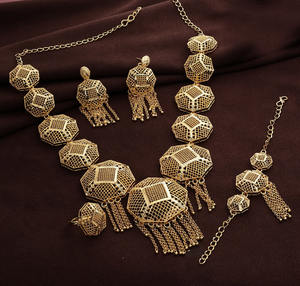 ชุดสร้อยคอทองแดงชุบทองขนาดเล็กสำหรับผู้หญิงชุดเครื่องประดับงานแต่ง - Product Image 1