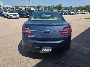 2018 Ford Taurus SE - Product Image 4