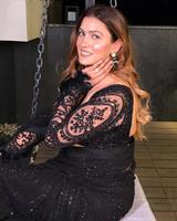 Magnifique Saree de créateur FABZONE pour femme avec broderies et sequins, idéal pour les tenues décontractées et de soirée, infroissable et extensible en tulle doux.