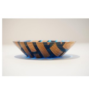 Buena calidad hecho a mano fabricante fiesta boda decoración tamaño personalizado forma redonda caliente para la venta tazón de madera y resina epoxi - Product Image 2