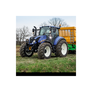 Tractores agrícolas CNH empaquetados para entrega a distribuidores y mayoristas de maquinaria - Product Image 4