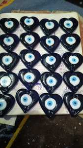 Cuentas de cristal de ojo con diseño de corazón hechas a medida en negro, blanco y negro, tamaños de 3mm y 4mm para fabricación de joyas, diseñadores de cuentas, reventa de tiendas - Product Image 5