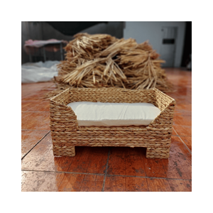 Water Hyacinth Pet <b>Bed</b> cozy handcrafted frame, material: woven hyacinth; use: indoor sleeping; origin: Vietnam artisan craft - Product Image 1