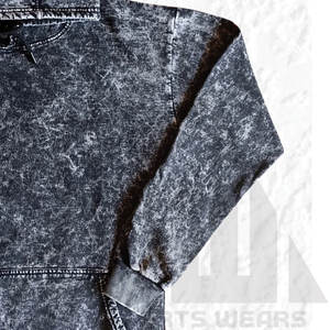 เสื้อฮู้ดผู้หญิงสไตล์วินเทจ ล้างสีแบบแอซิด ผ้าคอตตอนผสมเนื้อนุ่ม ดีไซน์ย้อนยุค ลุคสบายๆ แบบดิสเทรส - Product Image 6