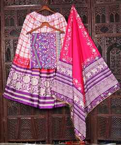 Vêtements de mariage de qualité supérieure * Navratri. Spécial * Lehengha Choli avec impression numérique Dupata avec vrai miroir au prix de gros - Product Image 1