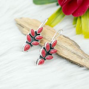 Pendiente de Plata de Ley 925 con coral rojo natural elegante estilo bohemio de boda para su regalo de aniversario mejorado con oro rosa - Product Image 2