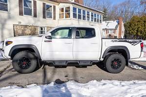 TOYOTA TACOMA TRD DOBLE CABINA 4X4 2018 USADA (LHD/RHD) - Product Image 4
