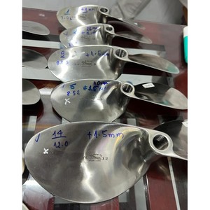 VENTE CHAUDE Hélice de bateau à longue queue en acier inoxydable de haute qualité Hélice de bateau de petite taille sur mesure offerte au Vietnam - Product Image 4