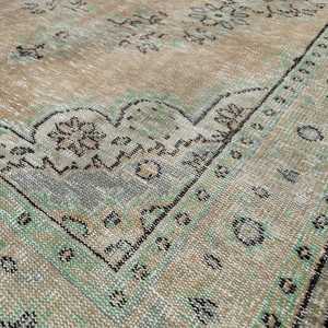 Vintage Turkish Rug 5.4x9.1 ft, <b>Brown</b> Large Animal Print <b>Wool</b> Rug - Product Image 5