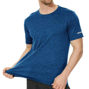 T-shirt de sport pour hommes en polyester de haute qualité, uni ou imprimé, idéal pour la gym et l'entraînement musculaire - Product Image 4
