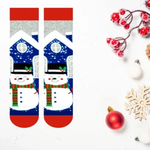 Chaussettes brodées unisexe sur le thème du bonhomme de neige, taille unique, motifs rayés, à pois, cœurs et nœuds, pour usage quotidien, chaudes pour l'hiver - Product Image 1