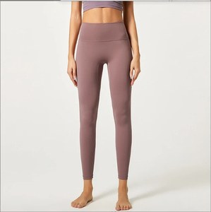 Nouvelle arrivée de leggings durables écologiques à séchage rapide leggings taille haute à texture douce pour femmes avec technologie de contrôle de l'humidité - Product Image 6