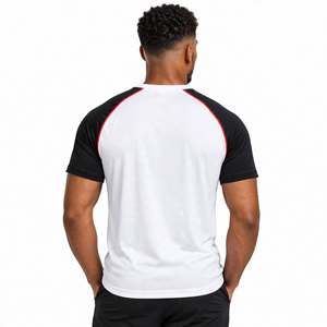 Camiseta Deportiva de Manga Corta para Hombre, Color Azul con Bloques de Color, Cuello Redondo, Corte Ajustado, Secado Rápido, Calidad Premium - Product Image 3