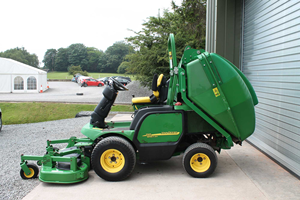 Tondeuse rotative John Deer 1565 Outfront Zero Turn Tondeuse à gazon rotative 2 temps sans fil industrielle/bricolage - Product Image 5