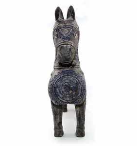Precio barato MOQ bajo Pedidos personalizados Caballo de madera con brocado Paño de cera dibujado a mano al por mayor de la marca vietnamita - Product Image 2