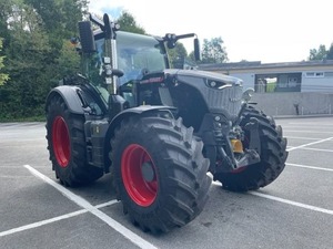 Fendt Black Farm Tractor 4WD Gear Drive Silver Wheel Tractor High Productivity Agricultural <b>Machinery</b> - Product Image 6