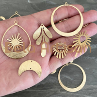 Boucles d'oreilles pendantes bohèmes vintage en laiton brut, lot en gros pour détaillants de bijoux et acheteurs en gros