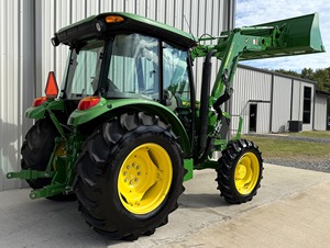 JOHN DEER 2016 835 4X4 Tractor Agrícola con Tracción en las Cuatro Ruedas, Bomba Principal, Caja de Cambios, Rodamiento, Motor de 75HP, Automático, Digital, Origen Estadounidense, 220V - Product Image 4