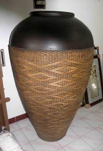 Large Ceramic Vase Ornament for Home Decoration <b>Pottery</b> & <b>Enamel</b> Product - Product Image 2