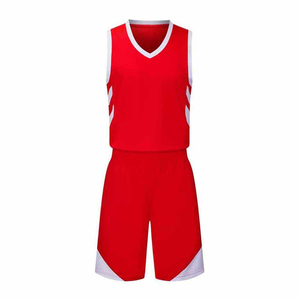 Ensemble d'uniformes de basketball personnalisés en gros, jersey respirant en polyester de qualité supérieure, shorts, kit d'équipe, OEM, usine de vêtements de sport, fourniture - Product Image 4
