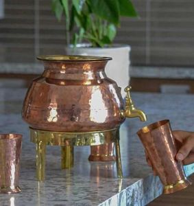 Distributeur d'eau en cuivre pur fait à la main avec robinet pour la cuisine à domicile hôtel et bureau utilisation quotidienne d'hydratation - Product Image 2