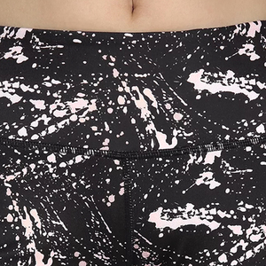 กางเกงขาสั้นเอวสูงสำหรับผู้หญิงสำหรับออกกำลังกายโยคะผ้าระบายอากาศได้ดีพิมพ์สีพิมพ์ลายพิมพ์โลโก้ตามสั่ง - Product Image 5