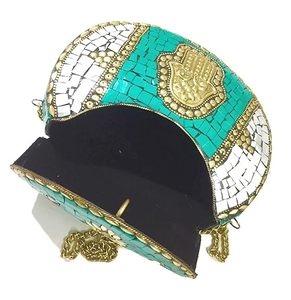 Bolso de Mano Tipo Clutch con Mosaico Metálico y Decoración de Cuentas para Fiestas y Eventos Especiales a Precio Económico - Product Image 4