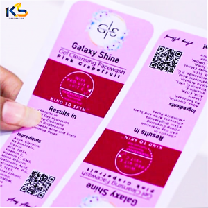 Autocollants d'étiquettes en PVC personnalisables Eco-Friendly Durable UV Glossy Labels for Skin Care Long-Lasting Waterproof for Brand Cosmetic - Product Image 3