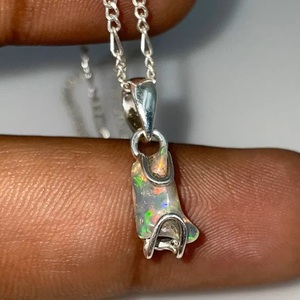 925 argent Sterling fait à la main Vintage opale éthiopienne pendentif Multifire fleur d'opale naturelle diamant placage enfants chrétiens - Product Image 3