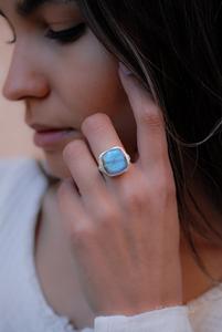 Bague en labradorite, argent 925, pierre de labradorite naturelle, coupe carrée, pierre précieuse, bague de maman, cadeau pour elle, bijoux de mariage - Product Image 2