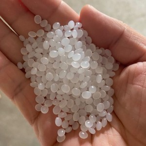 Granulés de LLDPE Résine de polyéthylène linéaire pour tubes flexibles et extrusion de feuilles - Product Image 4