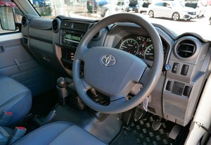 TOYOTA LANDCRUISER 2012 - Product Image 6