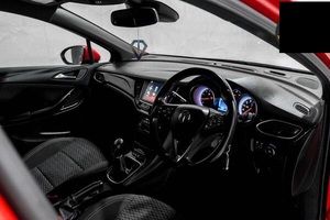 Vauxhall Astra USADO con Volante a la Izquierda/Derecha - Product Image 4
