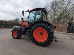 Tracteur Kubota neuf et d'occasion M6-132 25cv 30cv 35cv 40cv avec chargeur frontal et chargeur arrière - Product Image 5