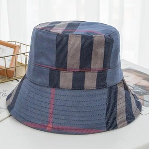Chapeau seau unisexe en denim avec logo brodé sur mesure Casquette de protection solaire légère et pliable pour streetwear, voyage et extérieur - Product Image 1