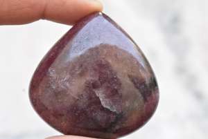 Piedras curativas de cristal para decoración, Palma de cuarzo con forma de corazón, fresa Natural, precio de fábrica, venta al por mayor - Product Image 4