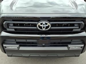 Toyota 4Runner SR5 Premium 4WD 2024 Usada de Buena Calidad - Lista para Enviar - Product Image 6