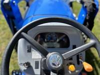 Tracteur à roues Holland Workmaster 60HP 4WD d'occasion avec chargeur frontal, transmission Fiat Tech, moteur EPA4, pompe, origine américaine - Product Image 6