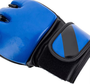 Vente en gros de gants de MMA demi-doigt personnalisés pour l'entraînement de Muay Thai en cuir véritable fabriqués sur commande au prix d'usine - Product Image 3