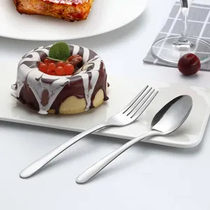Ensemble de vaisselle en métal décoratif de table en acier inoxydable poli miroir couleur argent ensemble de couverts durables comprenant des fêtes - Product Image 1