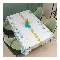 Serviette de thé carrée en coton et lin, demi-blanche, brodée, avec motifs ajourés, classique, de luxe, sans lavage, imperméable, résistante à l'huile, à pompons, personnalisable
