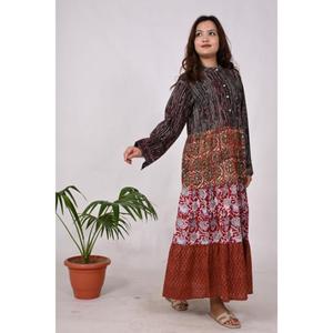 เดรสแม็กซี่โบฮีเมียนลายดอกไม้สำหรับผู้หญิงเดรสยาวงานเย็บปะทำจากผ้าฝ้ายงานปาร์ตี้และลุคโบฮีเมียน - Product Image 2